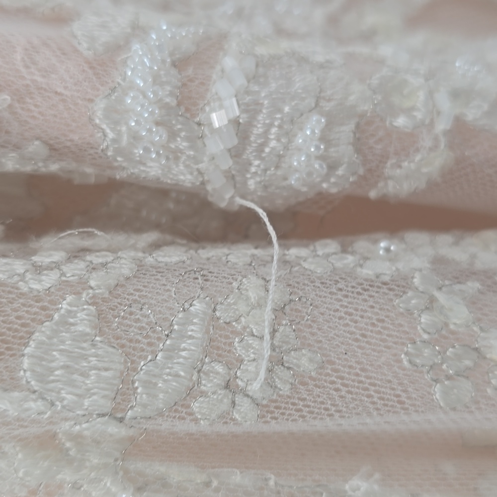 Marchesa Essence Blush Elegant Lace Wedding Gown - Picture 9 of 17